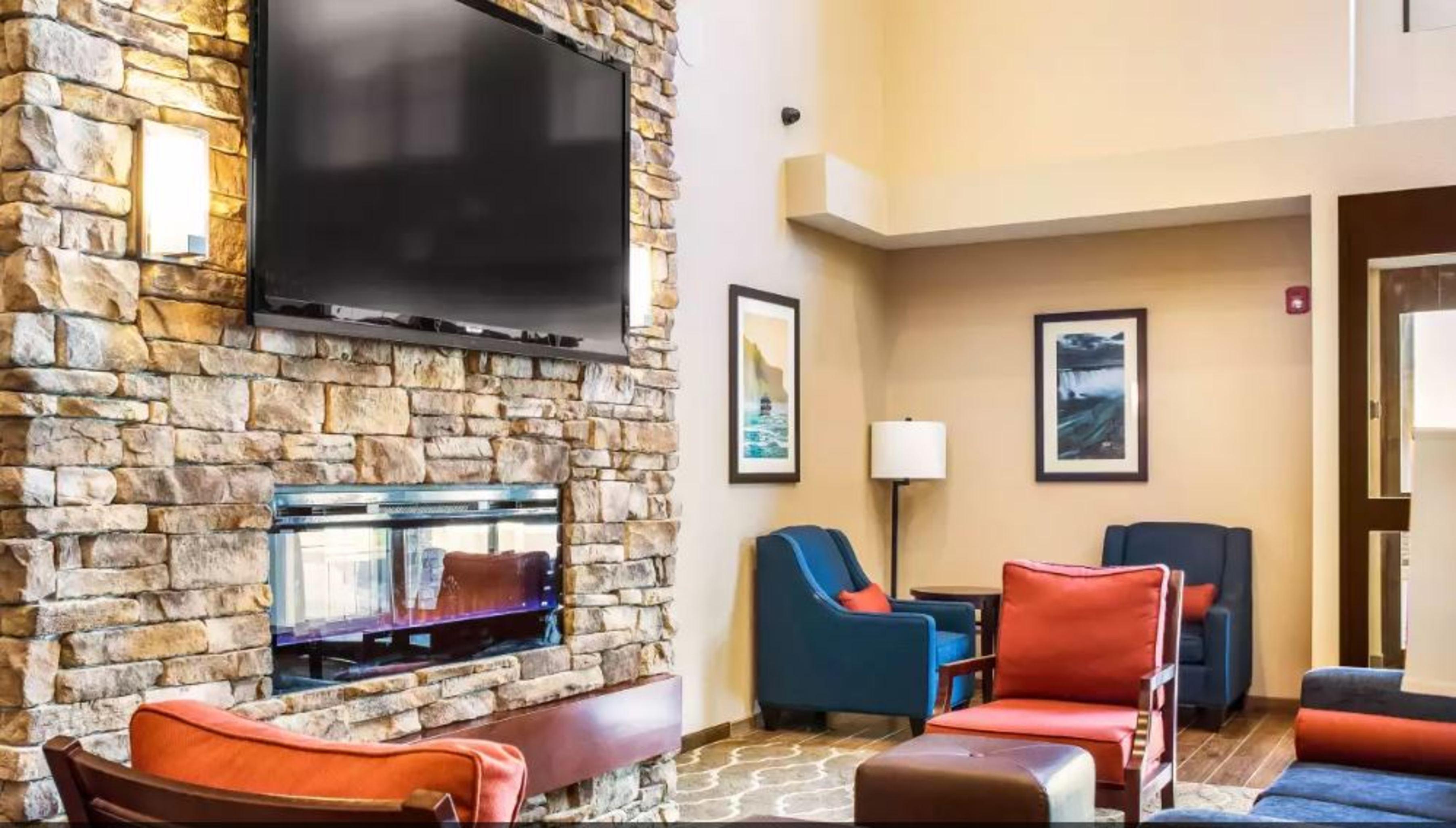 Comfort Inn&Suites Niagara Falls Blvd USA Exterior foto